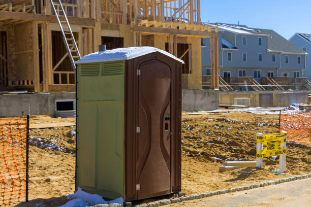 Portable Toilet Options We Offer in Montverde, FL